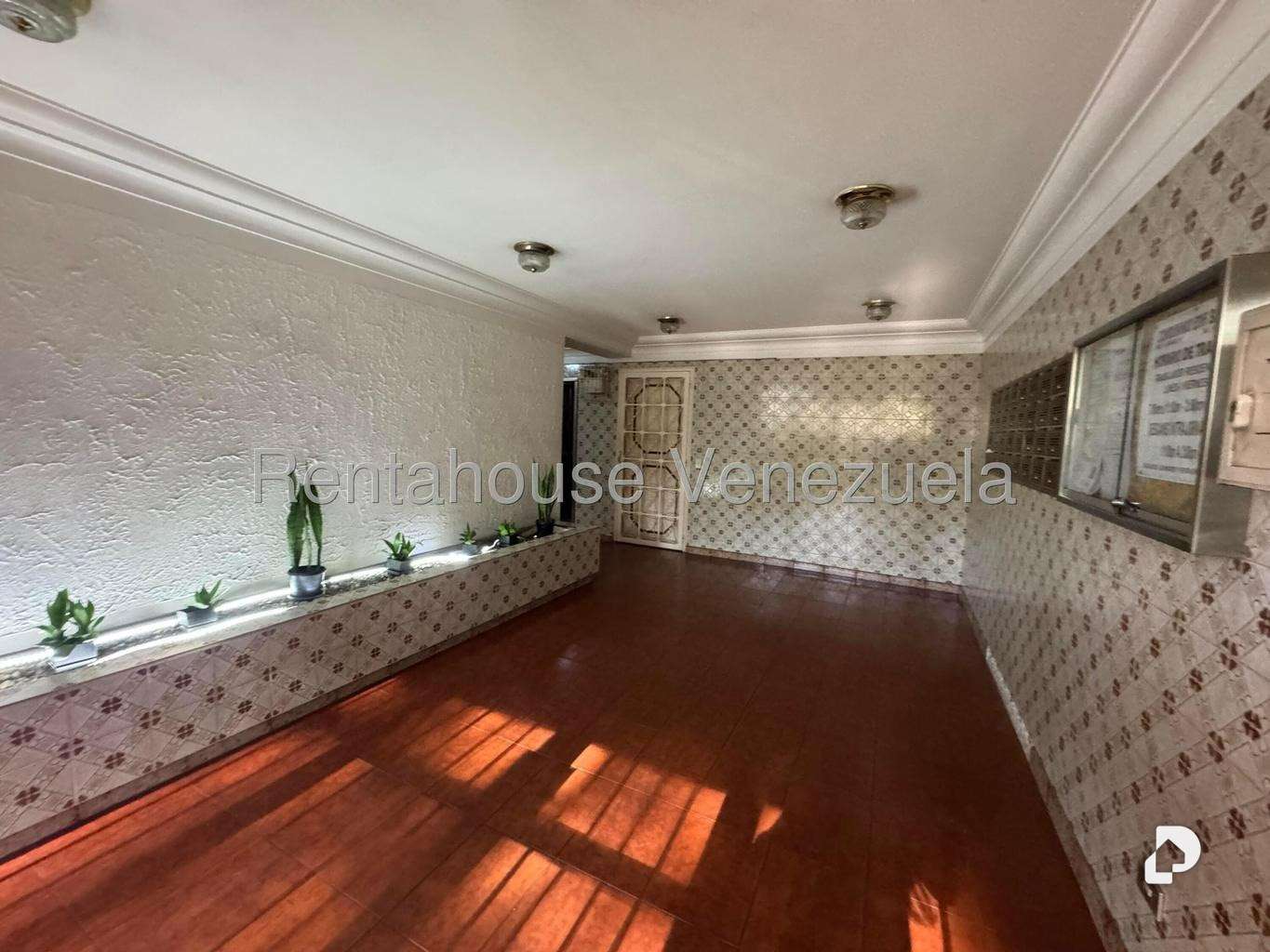 Apartamento en La Urbina, Caracas – 11
