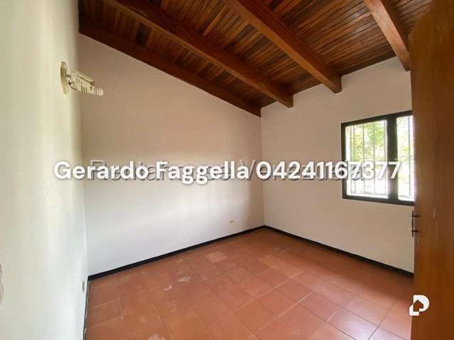 Casa en Prados Del Este, Caracas – 17