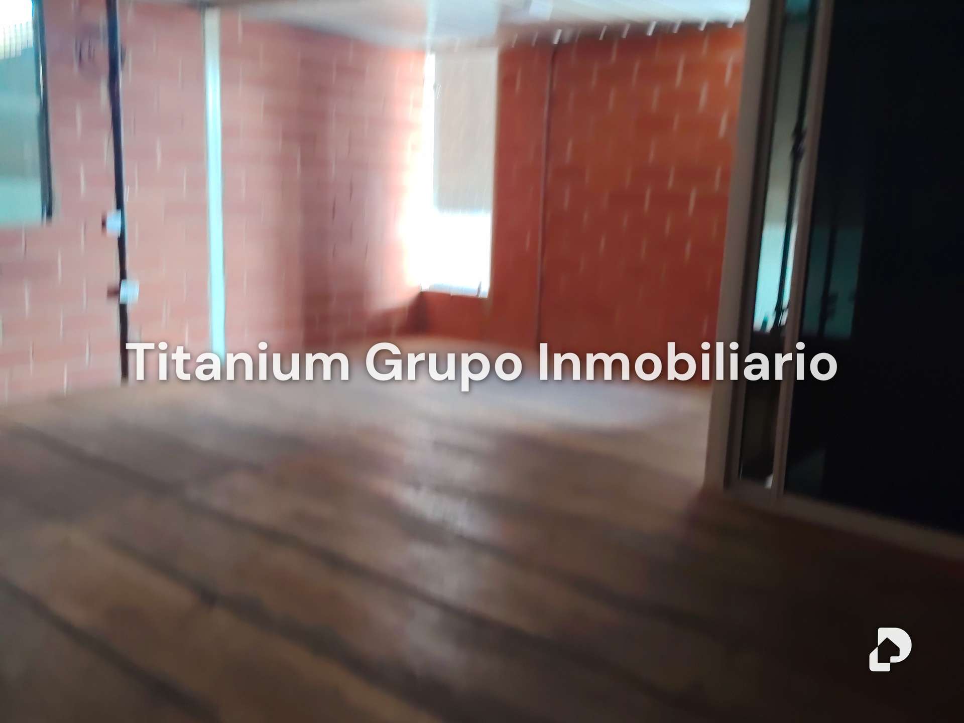 Galpón en Zona Industrial Sur, Valencia – 18