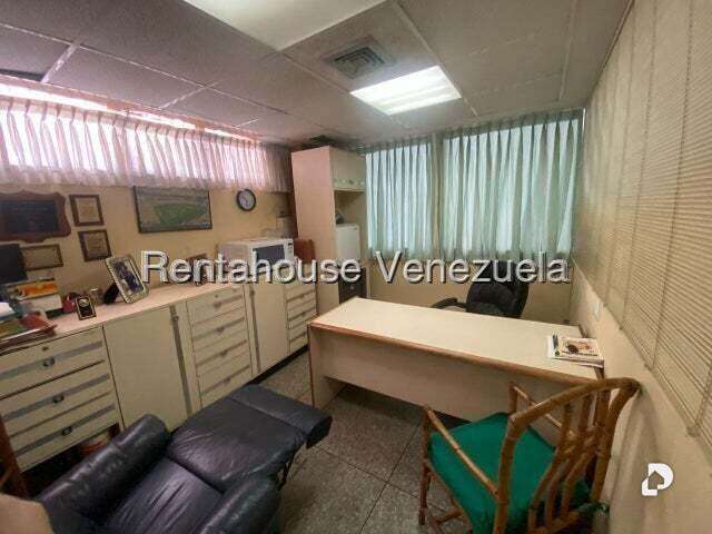 Edificio en Santa Mónica, Caracas – 12