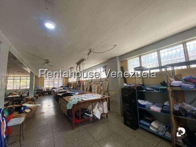 Edificio en Santa Mónica, Caracas – 28