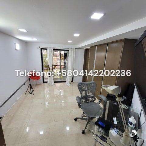 Casa en Cumbres de Curumo, Caracas – 14