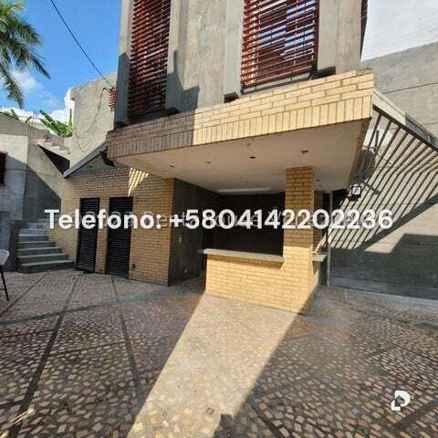 Casa en Cumbres de Curumo, Caracas – 25