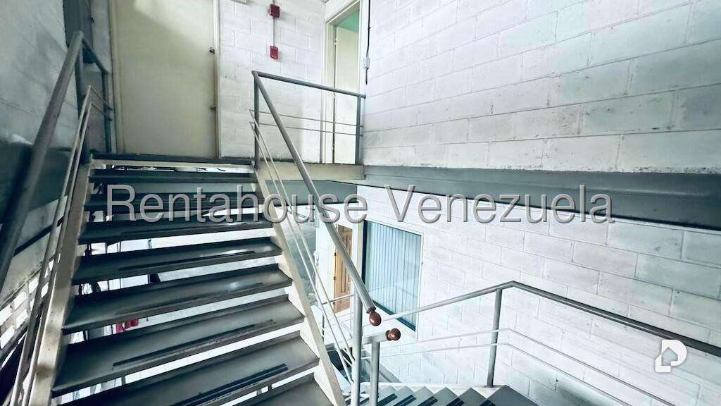 Edificio en Parroquia La Candelaria, Caracas – 14