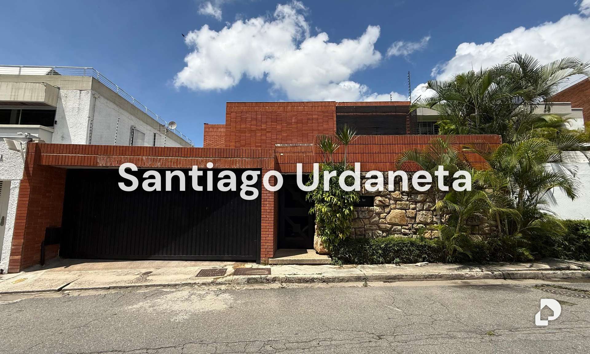 Casa en Colinas de Valle Arriba, Caracas – 17