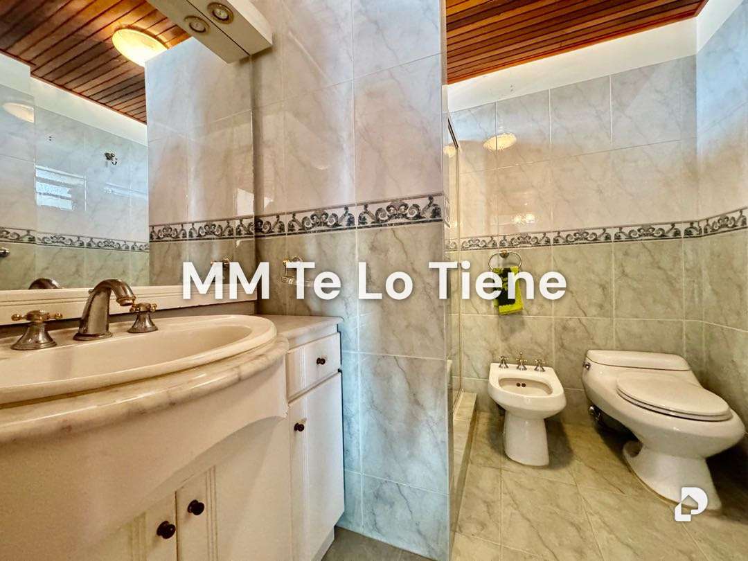 House in Bello Monte, Caracas – 23