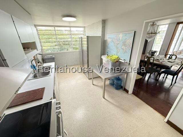 Apartamento en San Román, Caracas