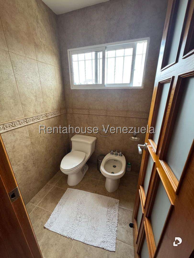 Casa en Alto Hatillo, Caracas – 25