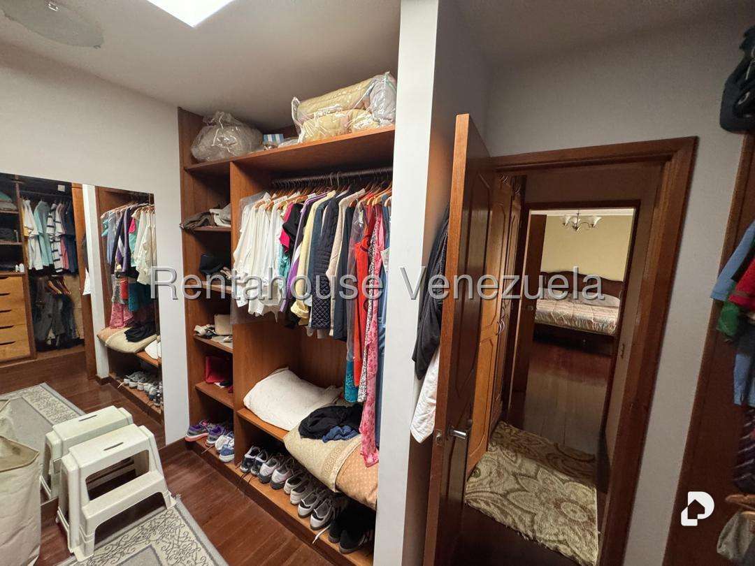 Casa en Alto Hatillo, Caracas – 27