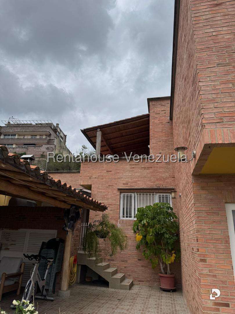 Casa en Alto Hatillo, Caracas – 11