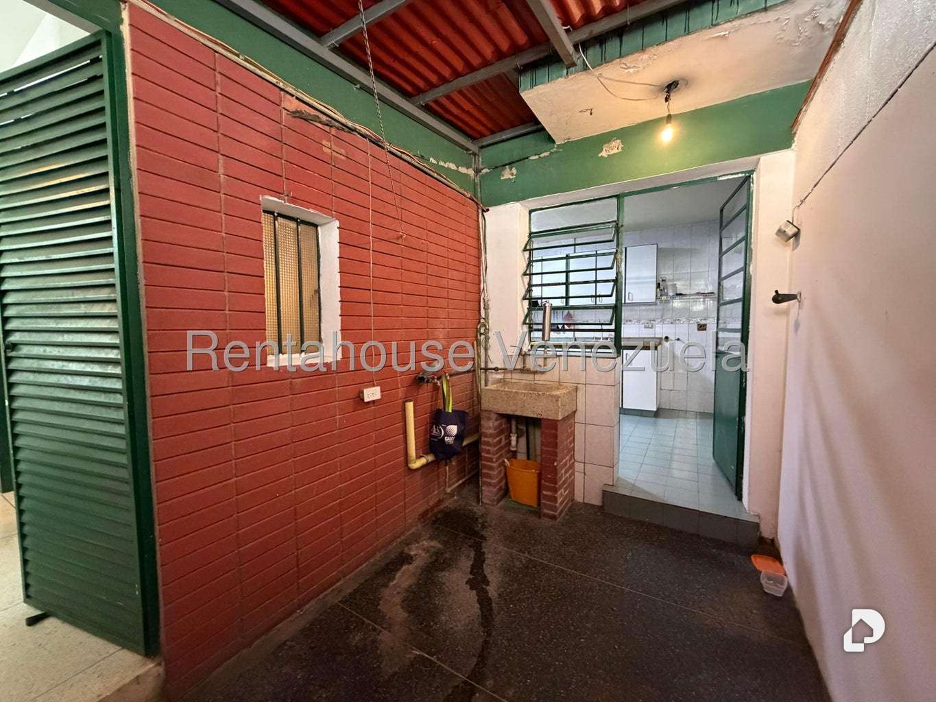 Casa en La Trinidad, Caracas – 8