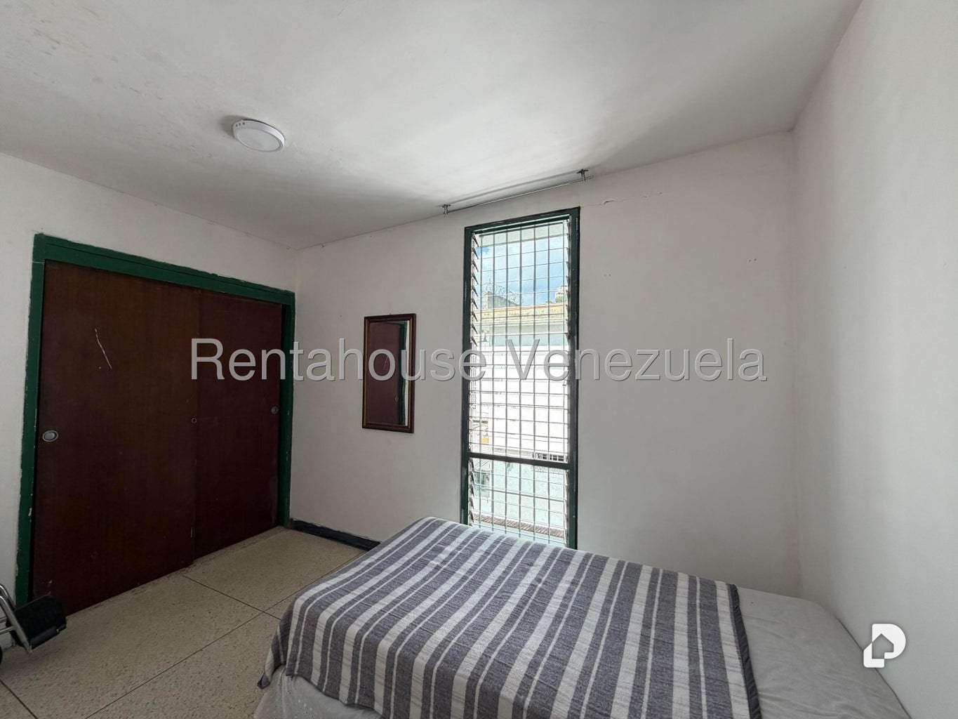 Casa en La Trinidad, Caracas – 13
