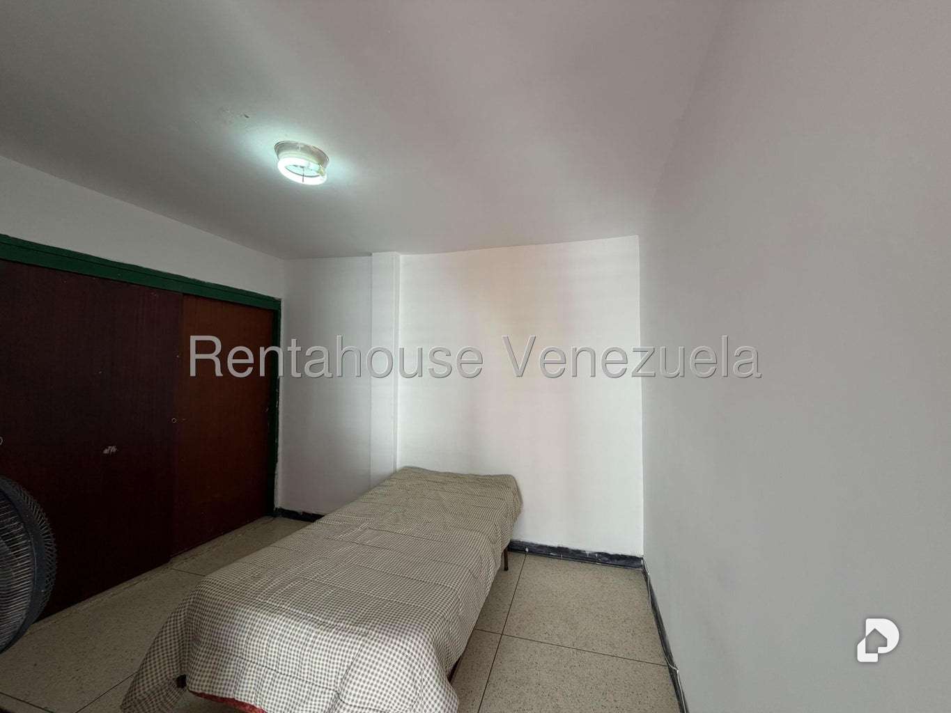 Casa en La Trinidad, Caracas – 19