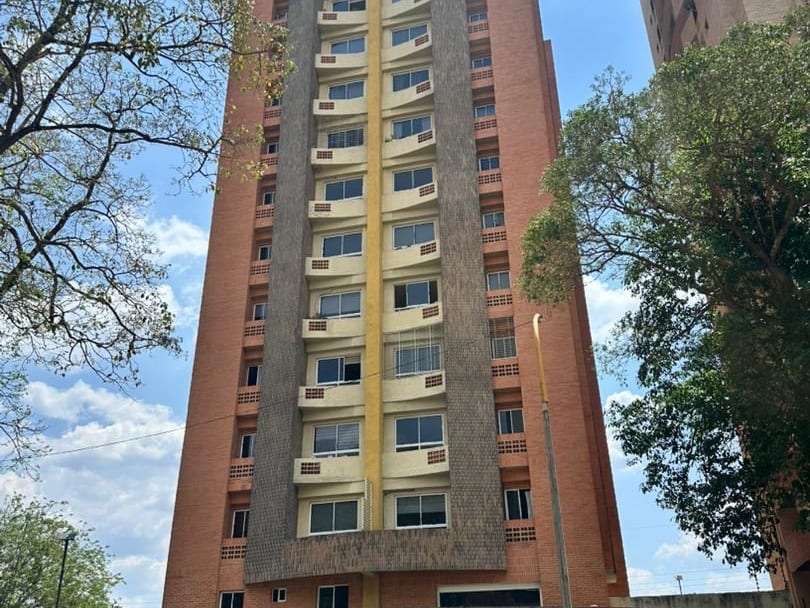 Apartamento en Las Chimeneas, Valencia - 1