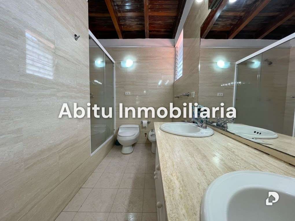 House in Los Chorros, Caracas – 13