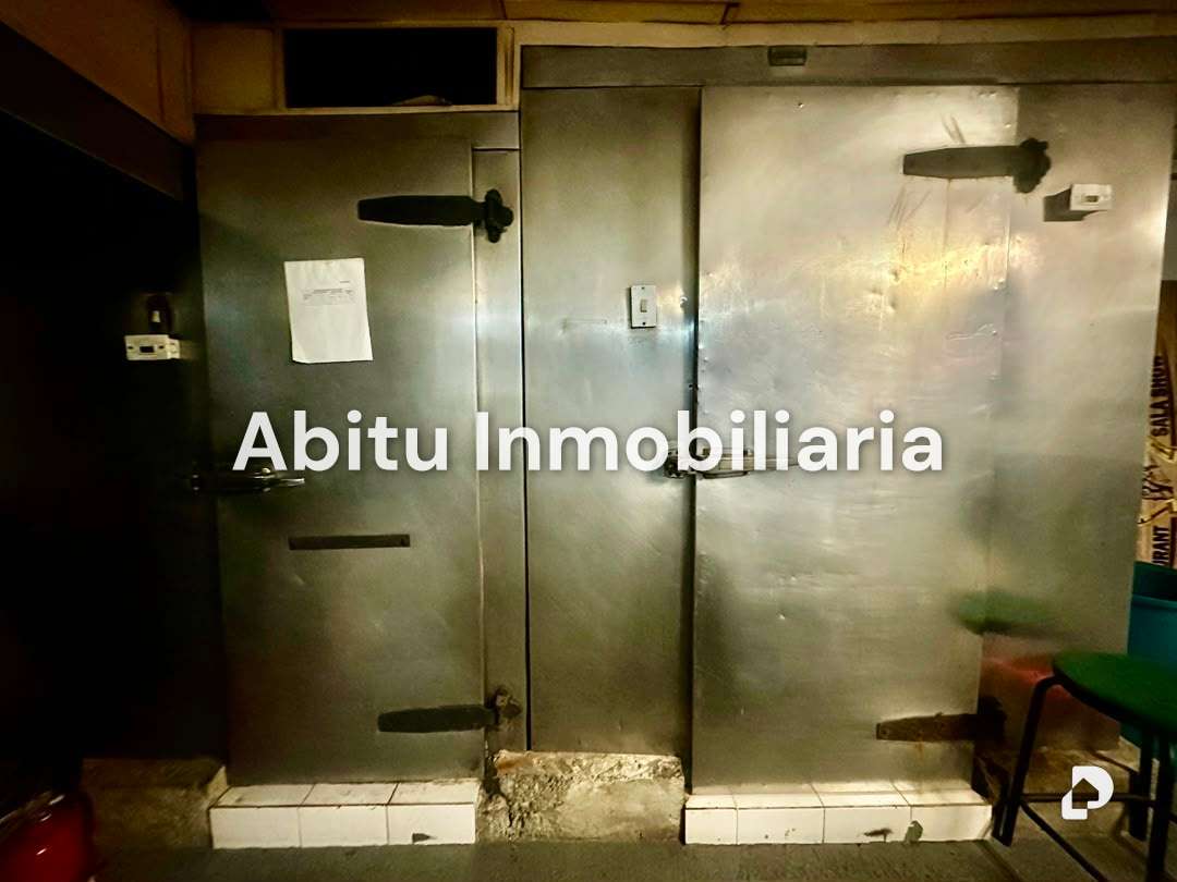 Local comercial en La Urbina, Caracas – 7