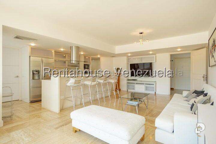 Apartamento en Lomas de Las Mercedes, Caracas – 28