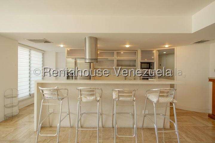 Apartamento en Lomas de Las Mercedes, Caracas