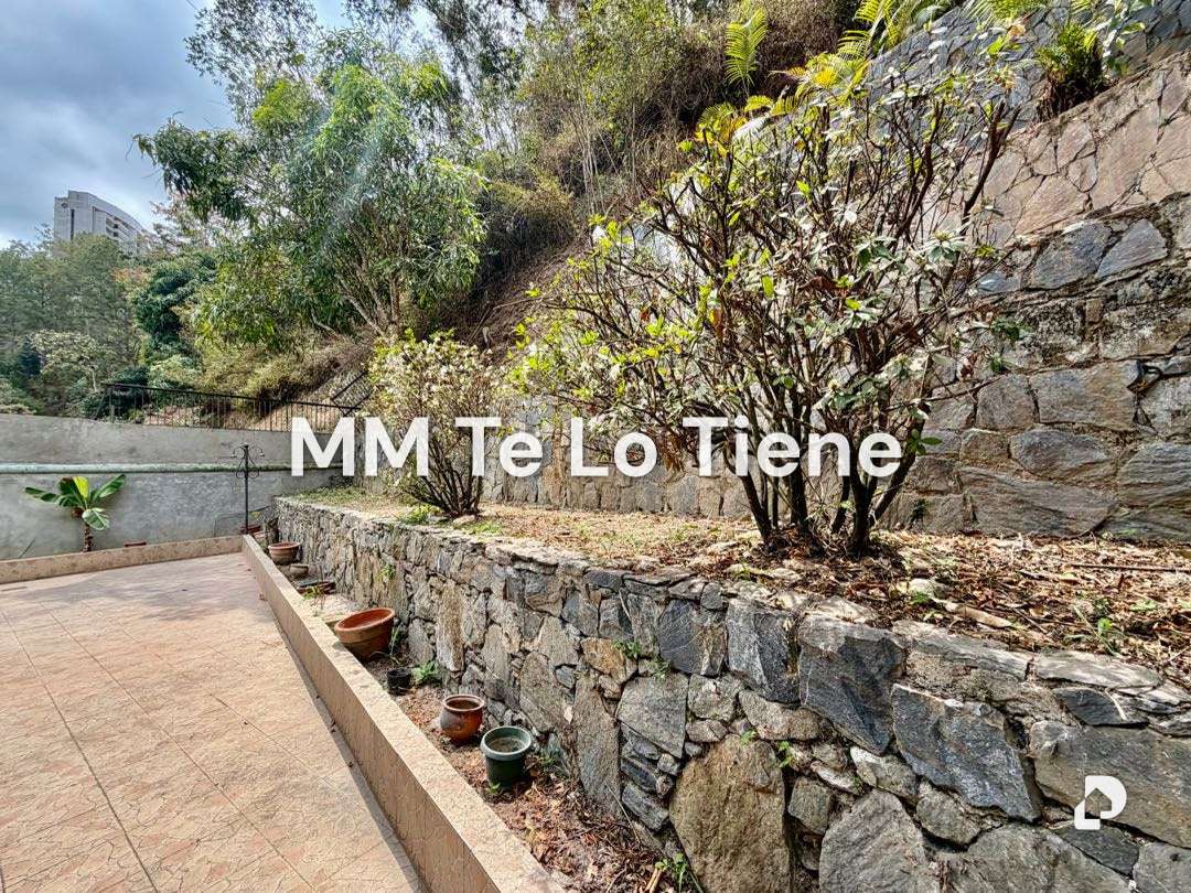 House in Alto Prado, Caracas – 17