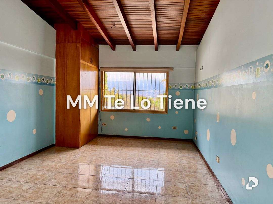 House in Alto Prado, Caracas – 33
