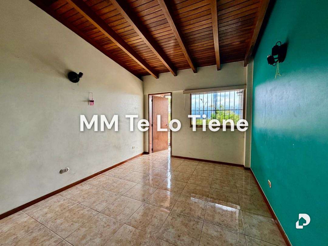 House in Alto Prado, Caracas – 26