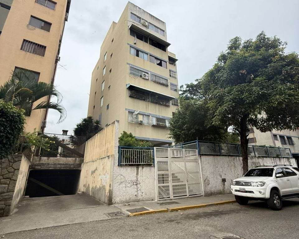 Apartamento en Bello Monte, Caracas - 1