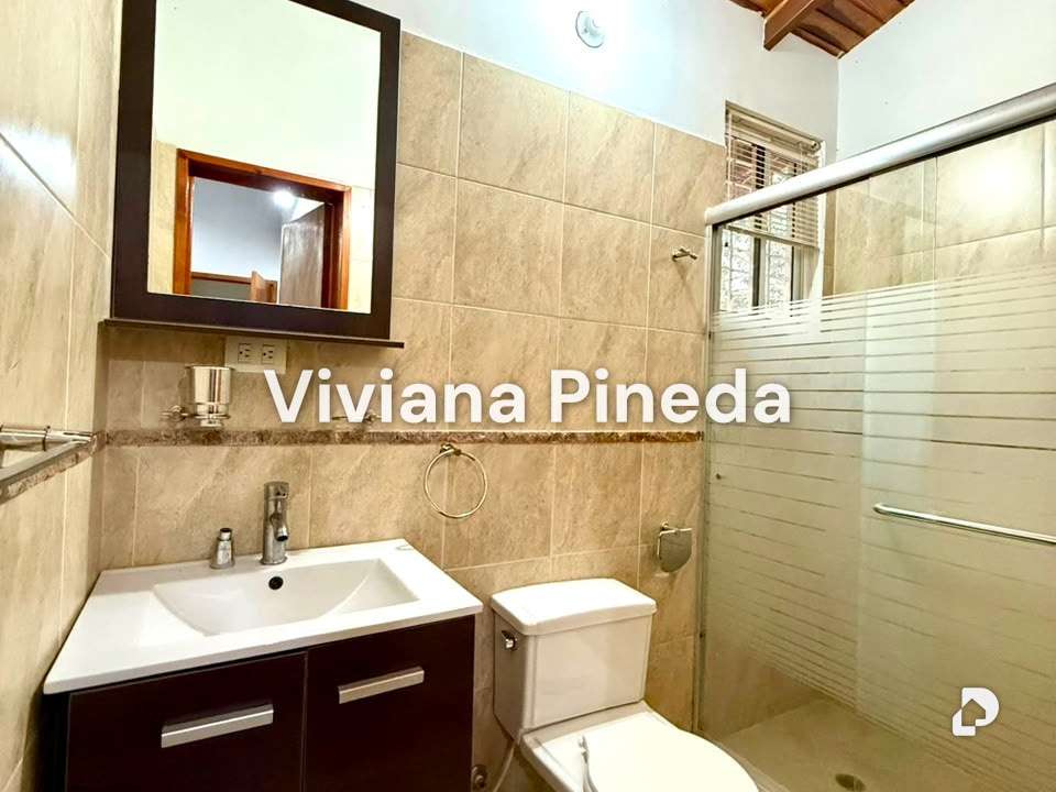 Townhouse en Mañongo, Naguanagua – 16