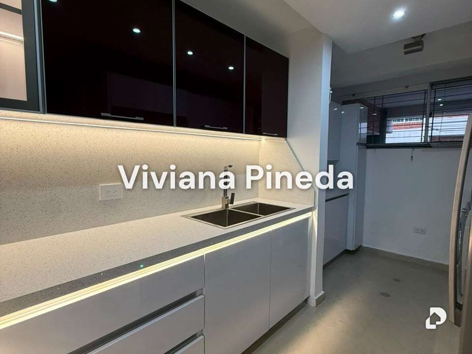 Townhouse en Mañongo, Naguanagua – 20