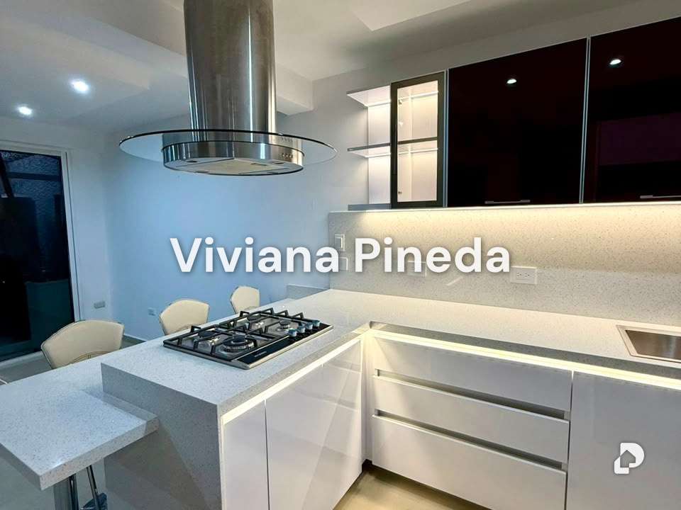 Townhouse en Mañongo, Naguanagua – 5