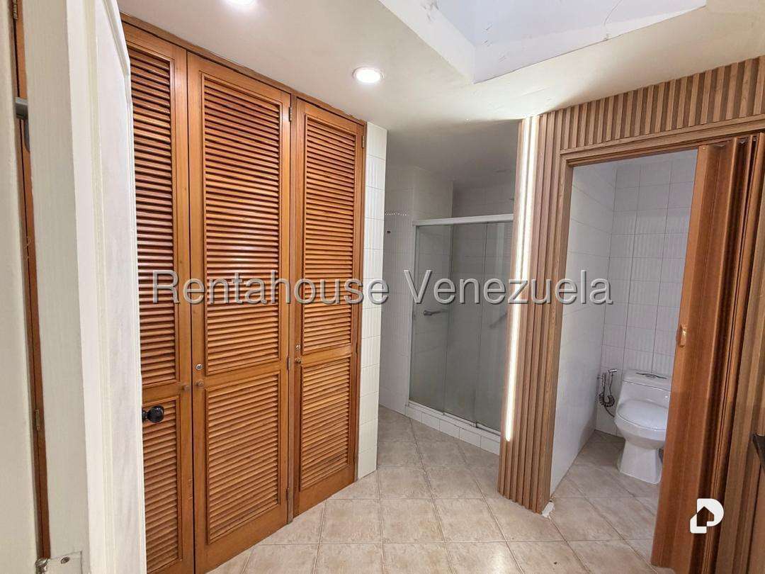 Apartamento en Las Esmeraldas, Caracas – 14