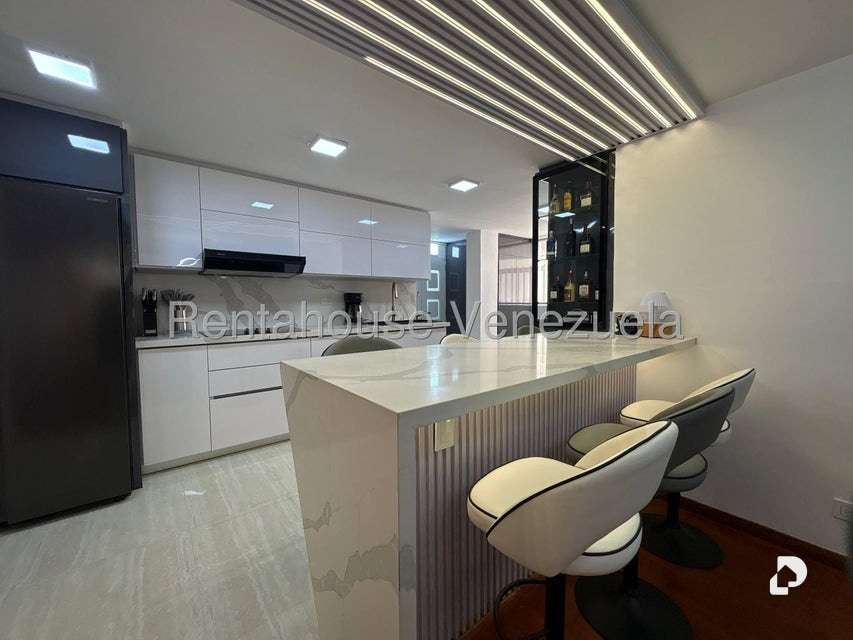 Apartamento en Cumbres de Curumo, Caracas – 3