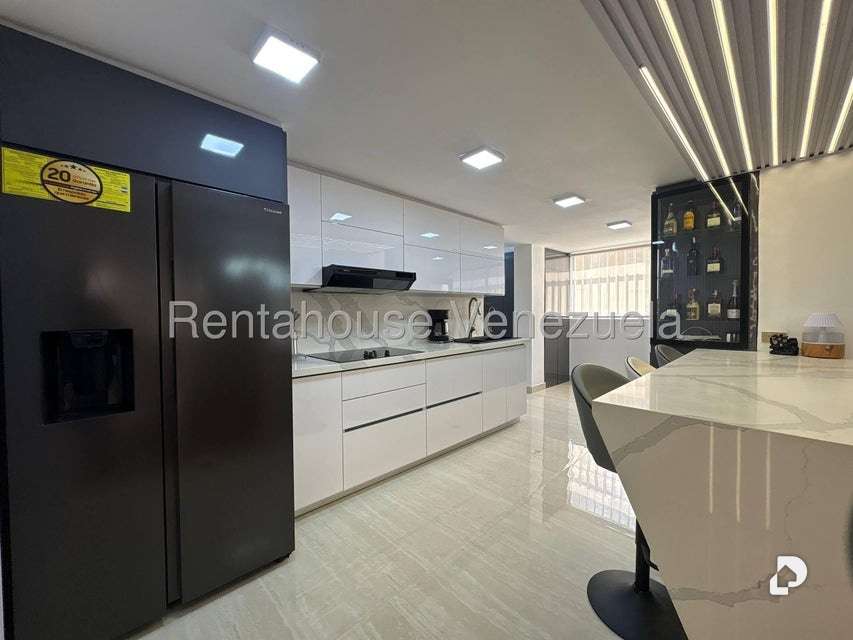 Apartamento en Cumbres de Curumo, Caracas – 4