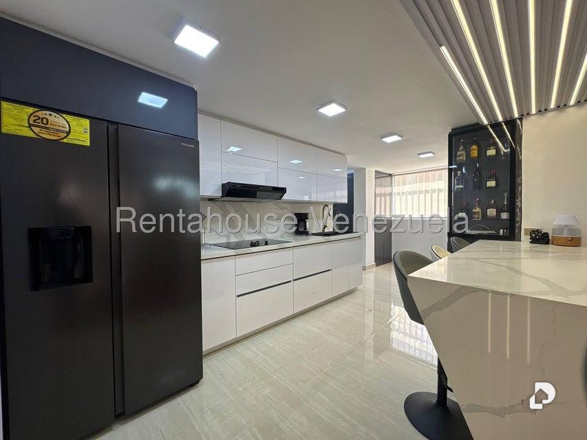 Apartamento en Cumbres de Curumo, Caracas – 4