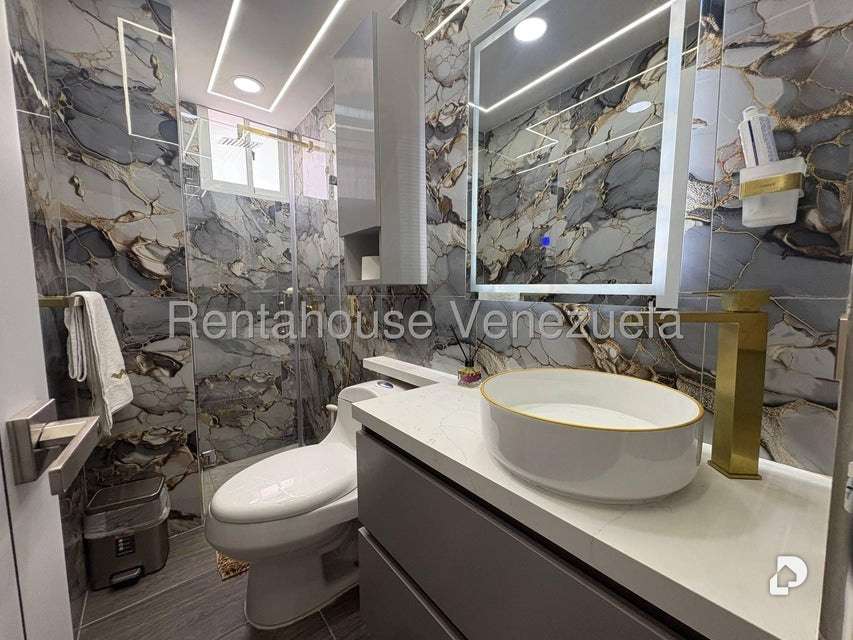 Apartamento en Cumbres de Curumo, Caracas – 14