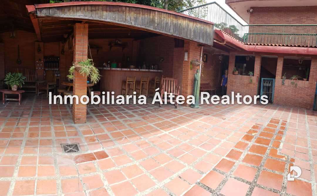 Casa en Prados del Este, Caracas – 19