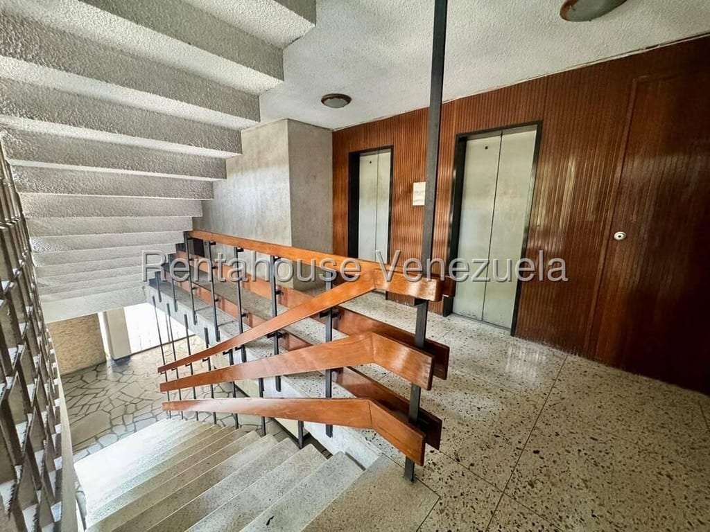 Apartamento en Las Mercedes, Caracas - 1