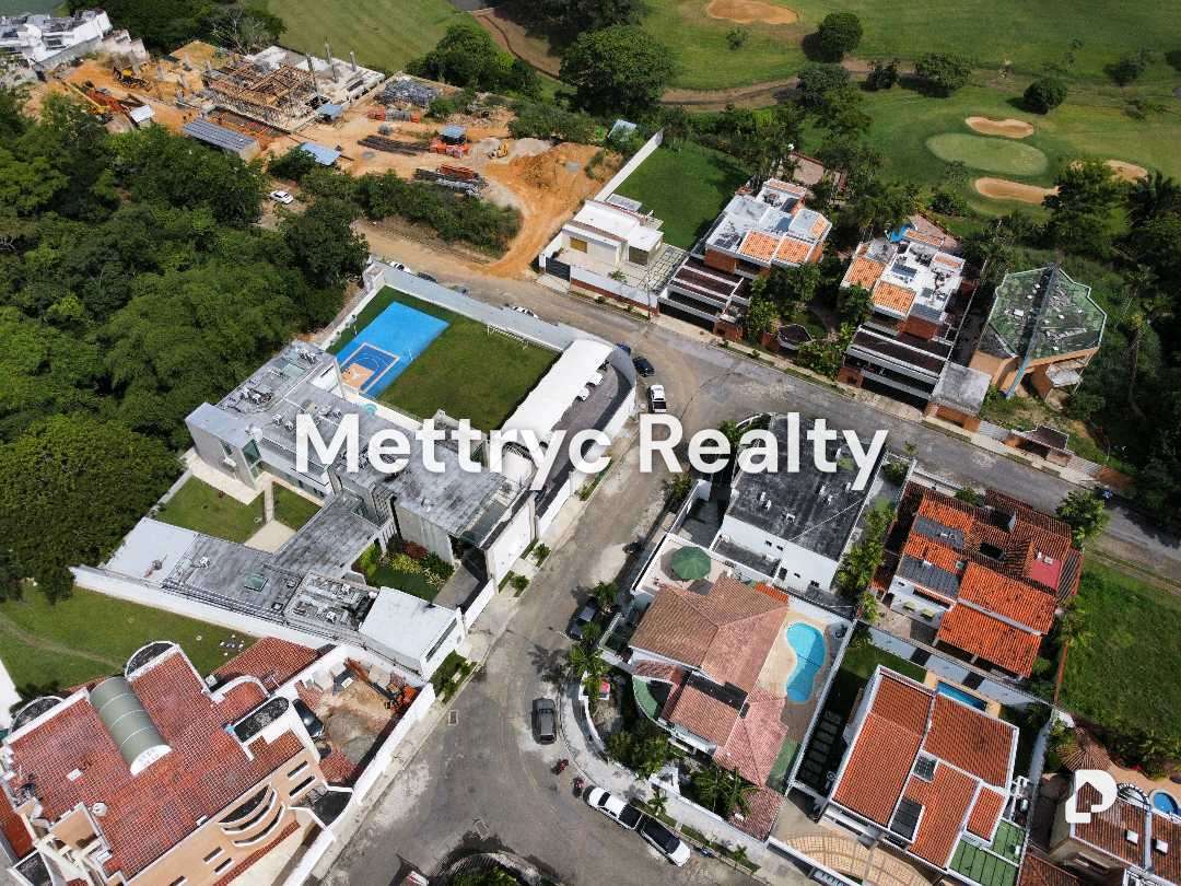 Terreno en Altos de Guataparo, Valencia – 10