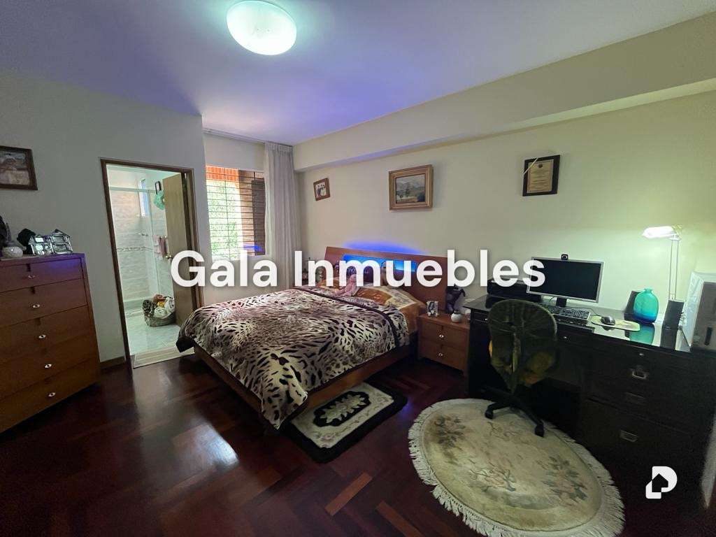 Apartamento en Lomas de La Lagunita, Caracas – 11