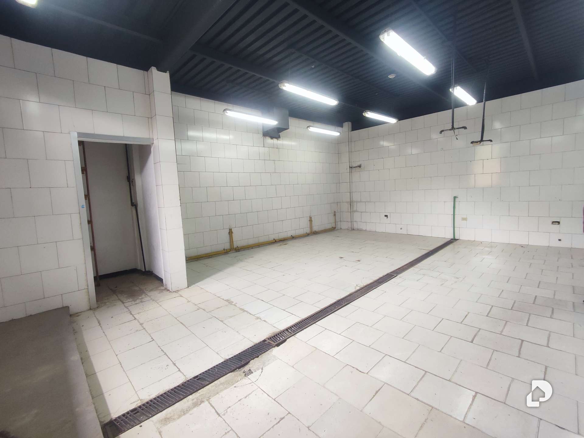 Local comercial en El Hatillo, Caracas – 11
