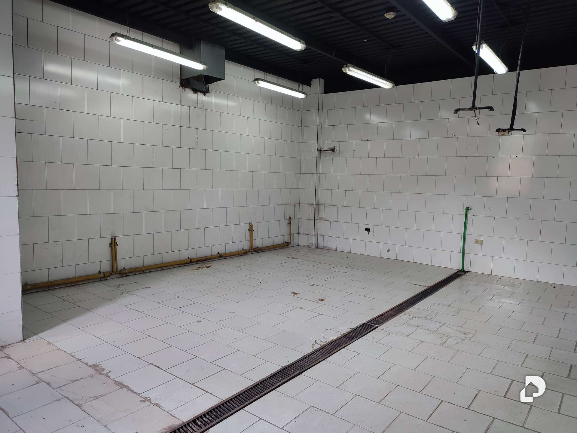 Local comercial en El Hatillo, Caracas – 10