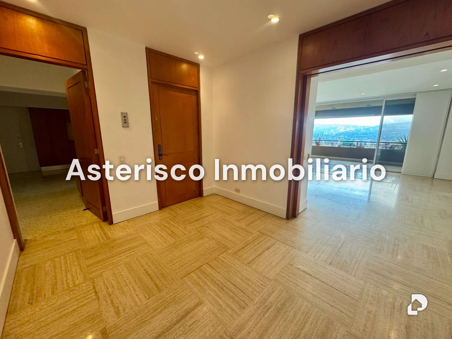 Apartamento en Altamira, Caracas – 4