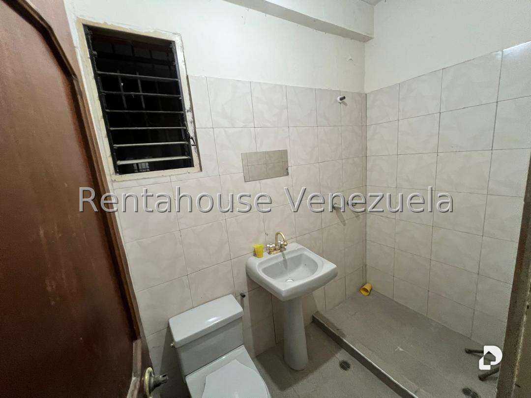 House in Catia, Caracas – 31
