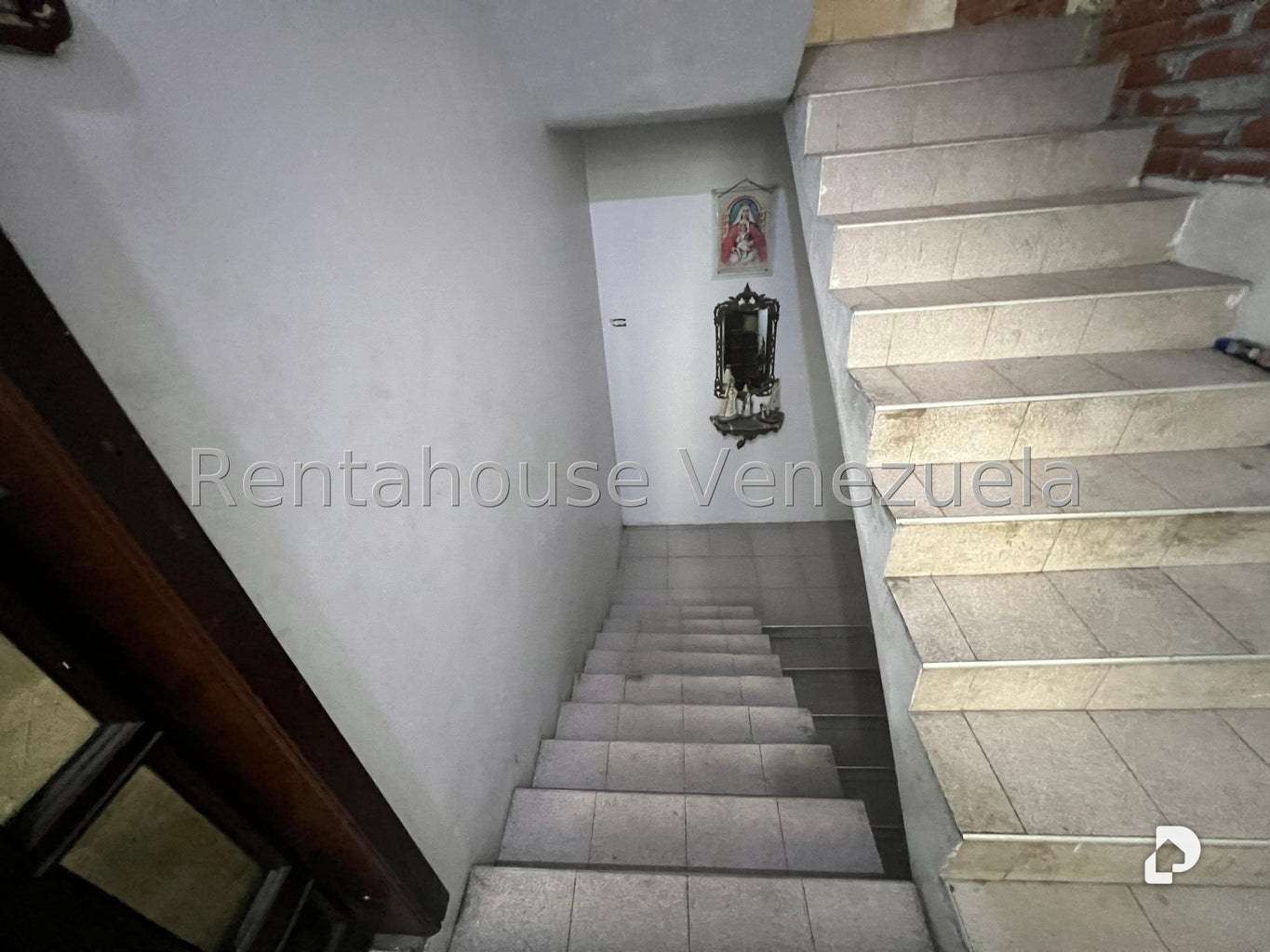 House in Catia, Caracas – 17