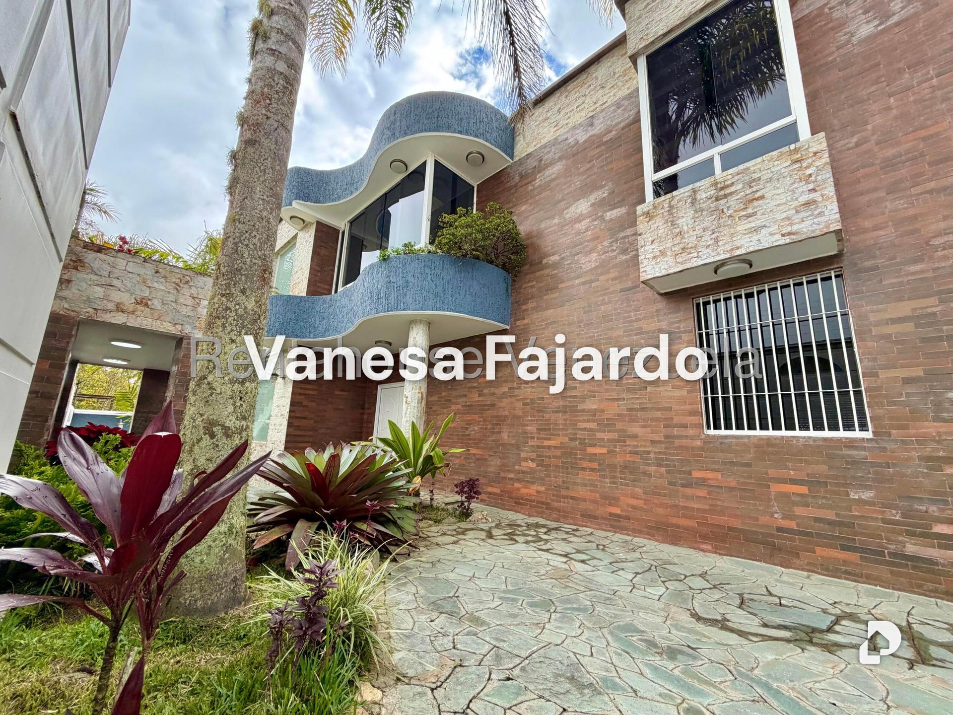 Casa en Parque el Retiro, San Antonio de Los Altos – 2