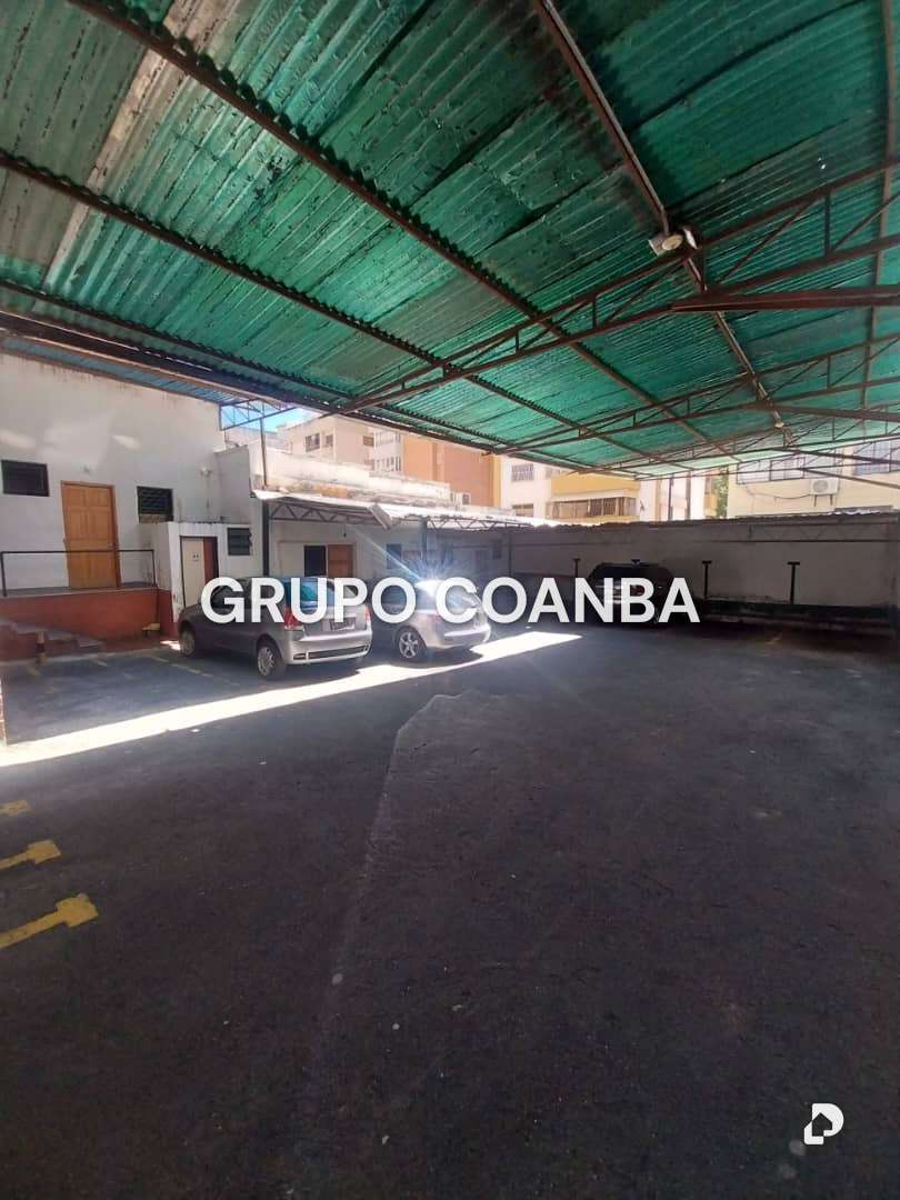 Edificio en La Florida, Caracas – 3