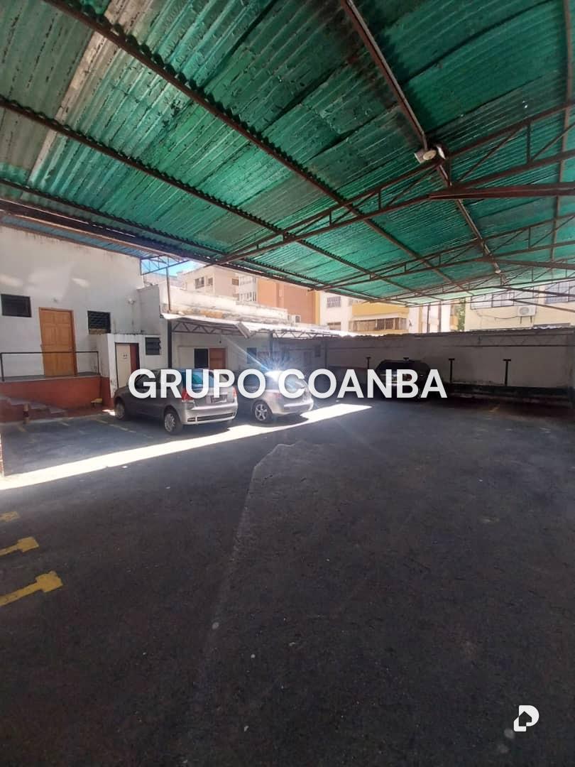 Edificio en La Florida, Caracas – 3