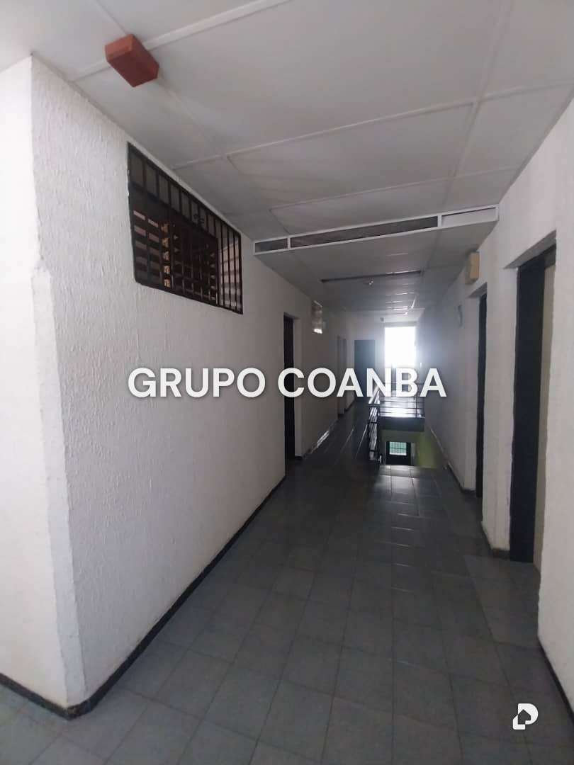 Edificio en La Florida, Caracas – 6