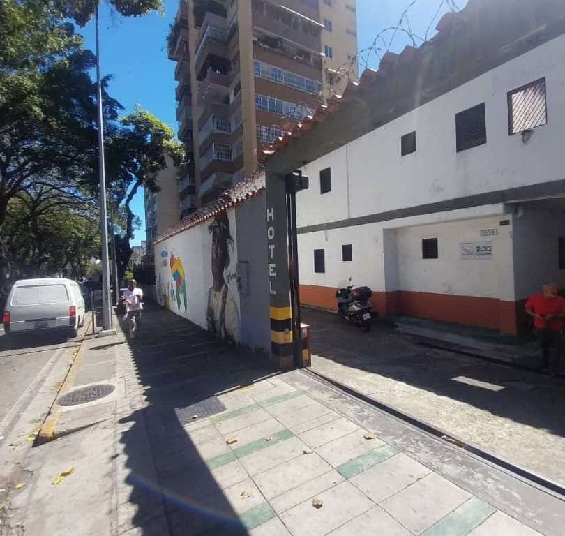 Building in La Florida, Caracas - 1