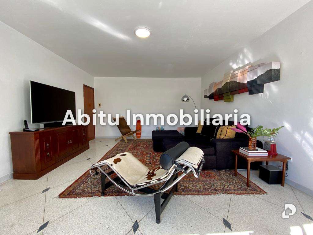 House in Altamira, Caracas – 14