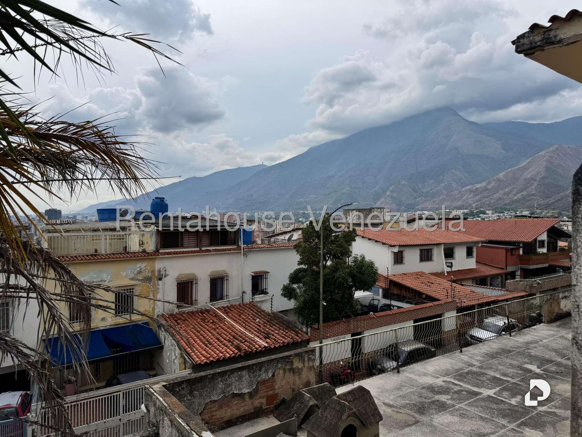 Casa en El Marqués, Caracas – 26